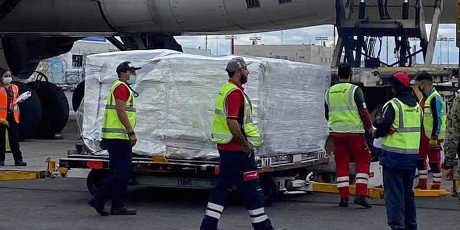 Nuevo embarque con 50 mil dosis de Sputnik-V llega a México