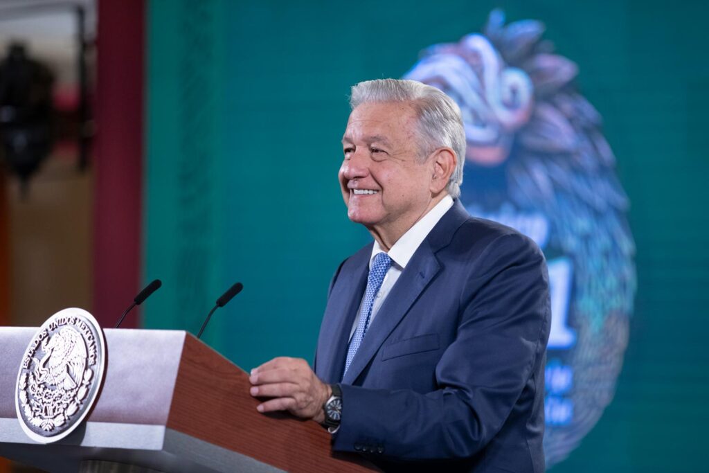 Oposición están muy desesperada: AMLO