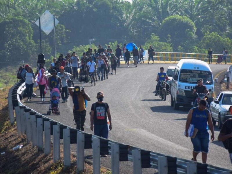 Asaltan a migrantes que buscaban unirse a caravana en Escuintla, Chiapas