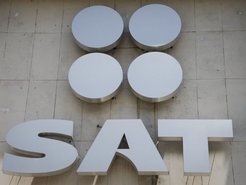 SAT orienta y ayuda a empleados de empresa con irregularidades