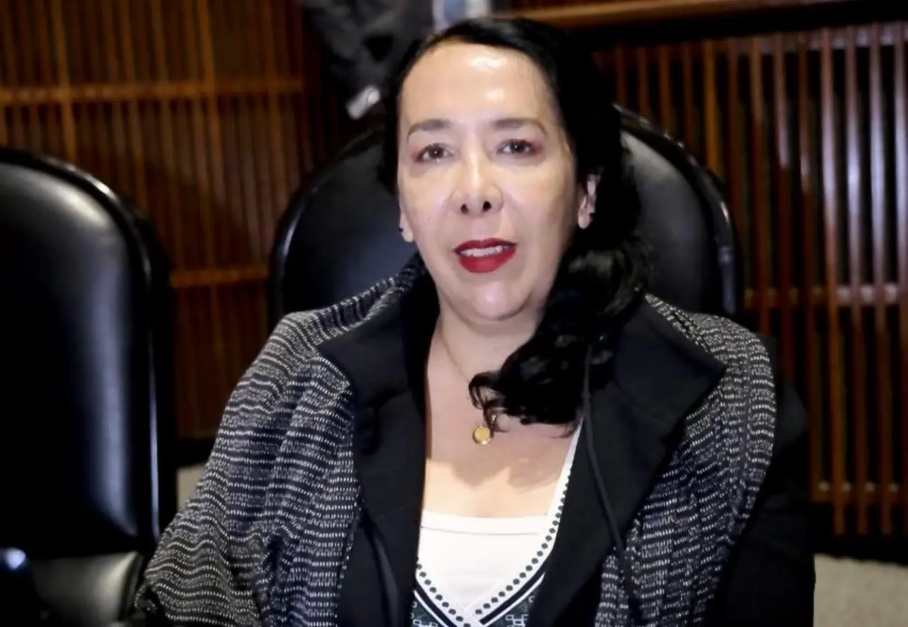 “La diputada morenista Hilda Brown reafirma su integridad fiscal y pone en entredicho la decisión que congela sus cuentas bancarias”